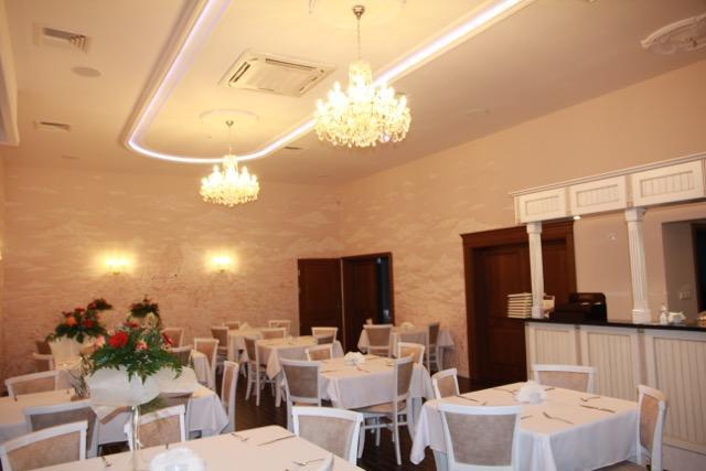 Gosciniec Pod Mlynem Hotel Inowroclaw Esterno foto
